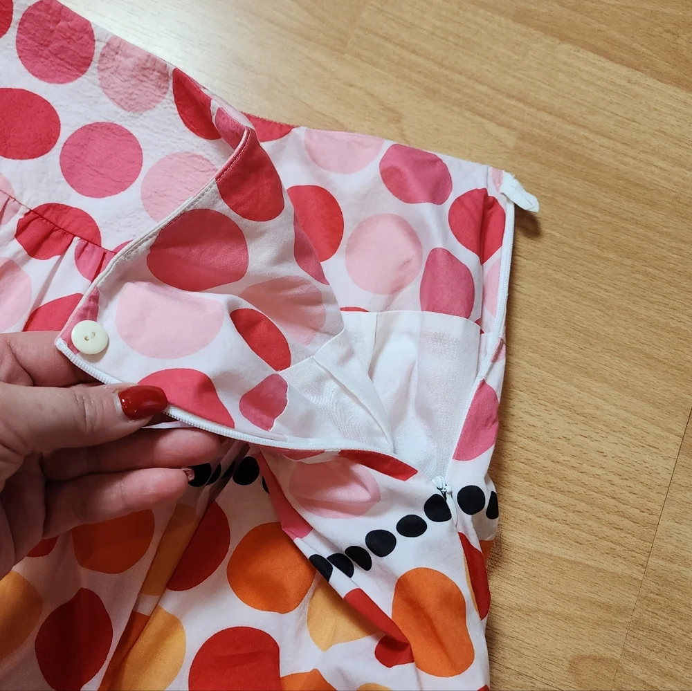Talbots artsy closure lined